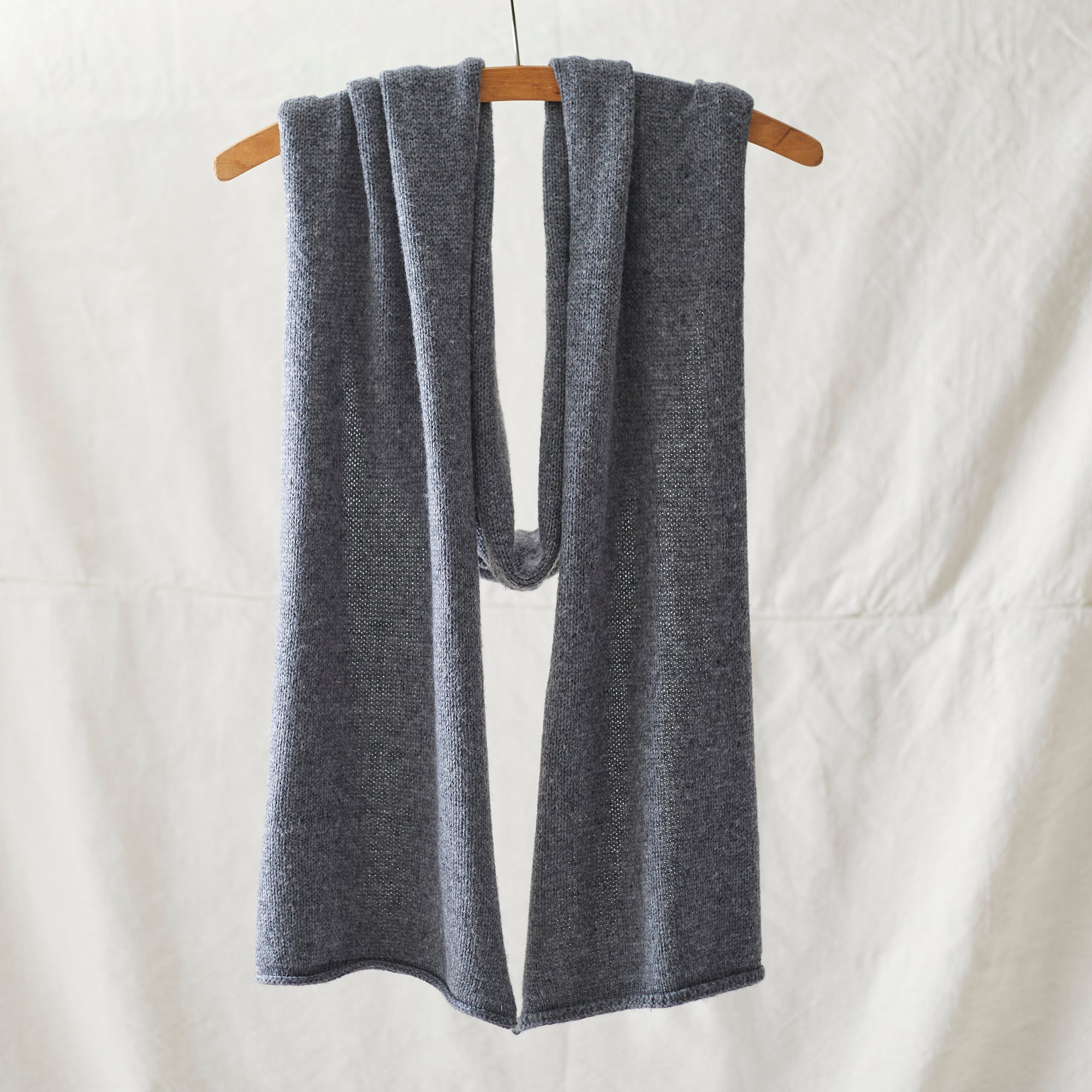 NACNU Classic Unisex Luxury Soft Merino Wool Scarf / Dark Grey