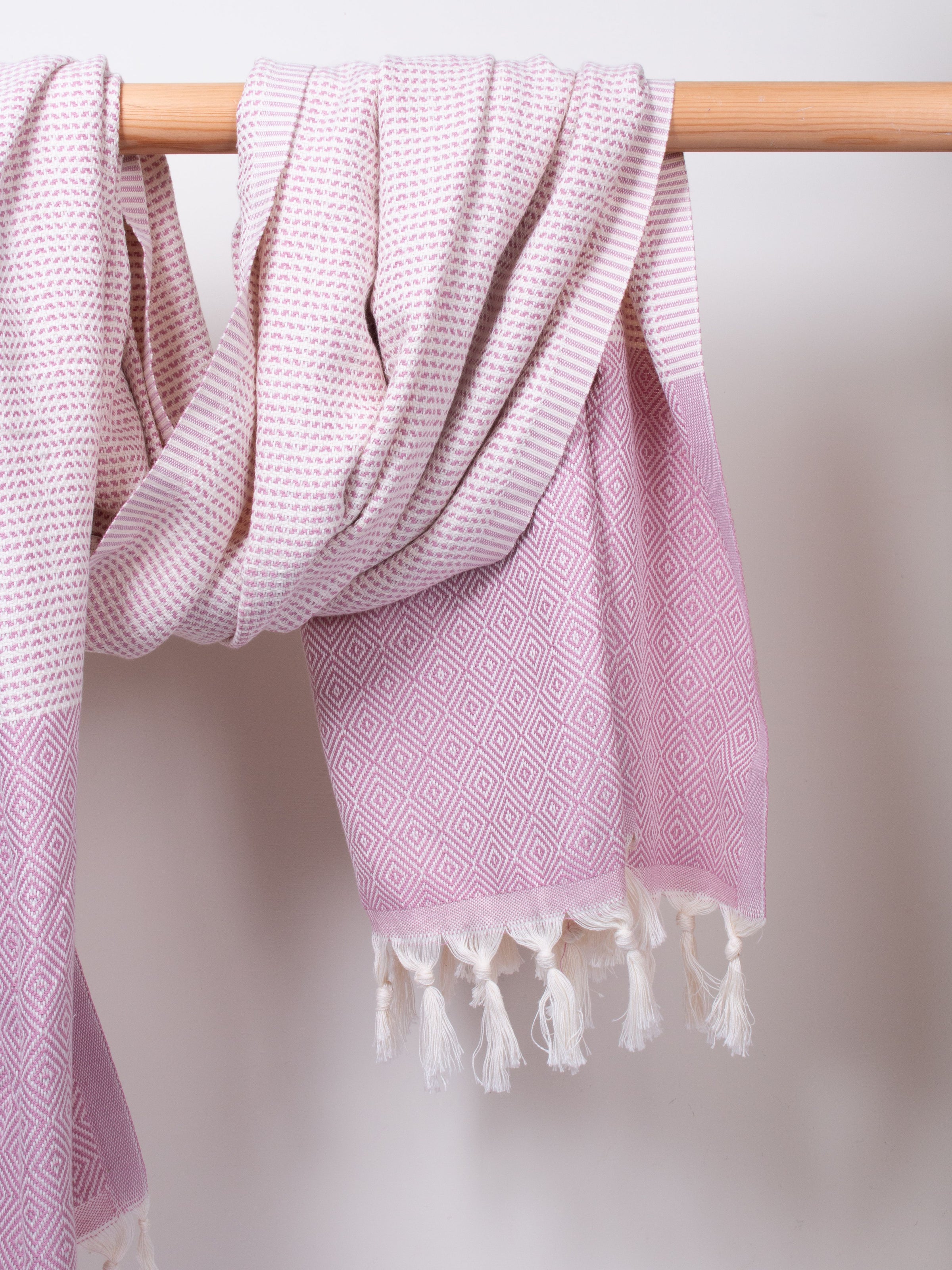 Nordic Dot Turkish Hammam Towel - Vintage Pink