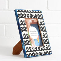 Loop Photo Frame