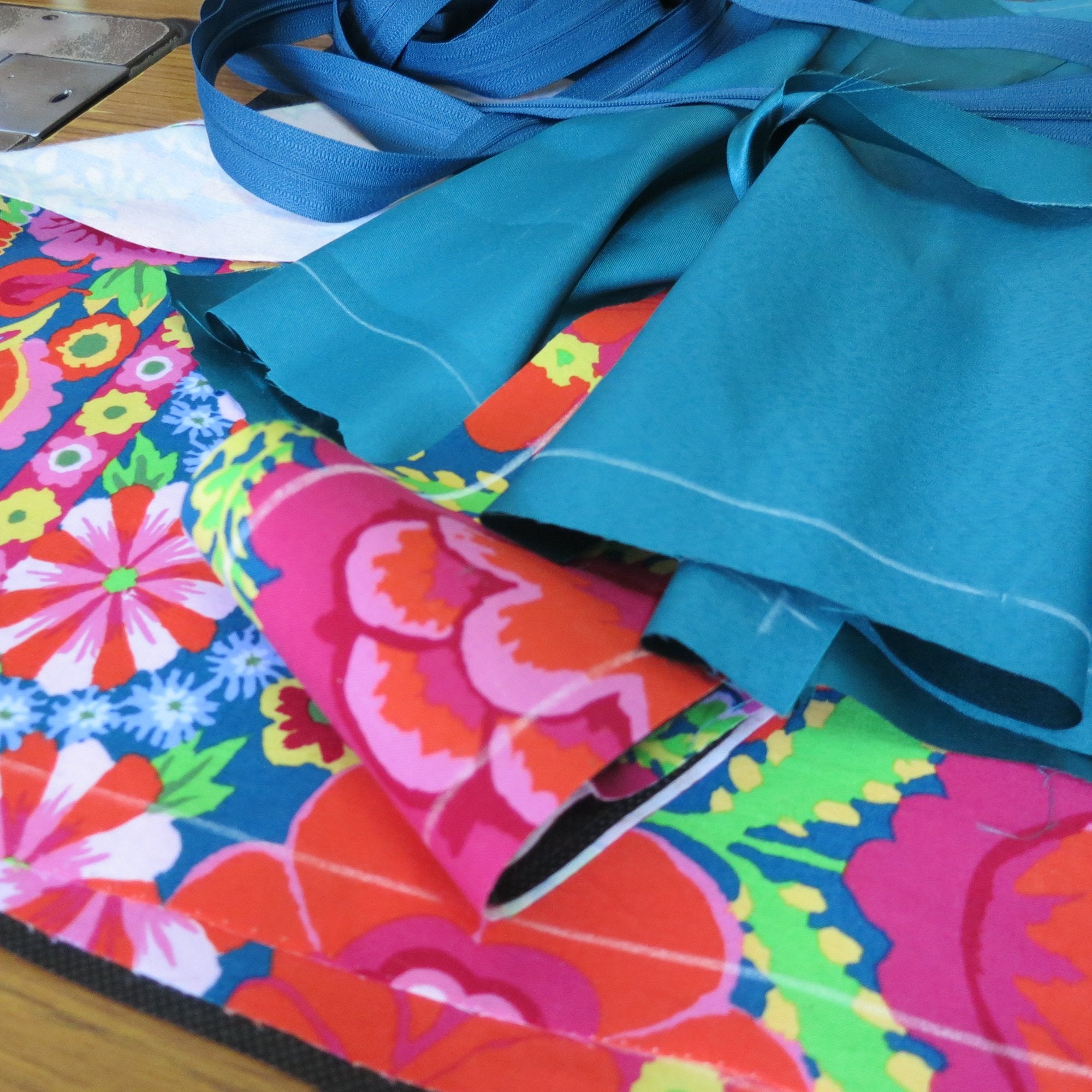 Daya Cotton Clutch Makeup Bag