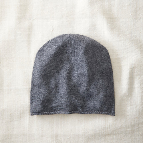 PAVA Unisex Luxury Merino Slouch Beanie Hat / Dark Grey